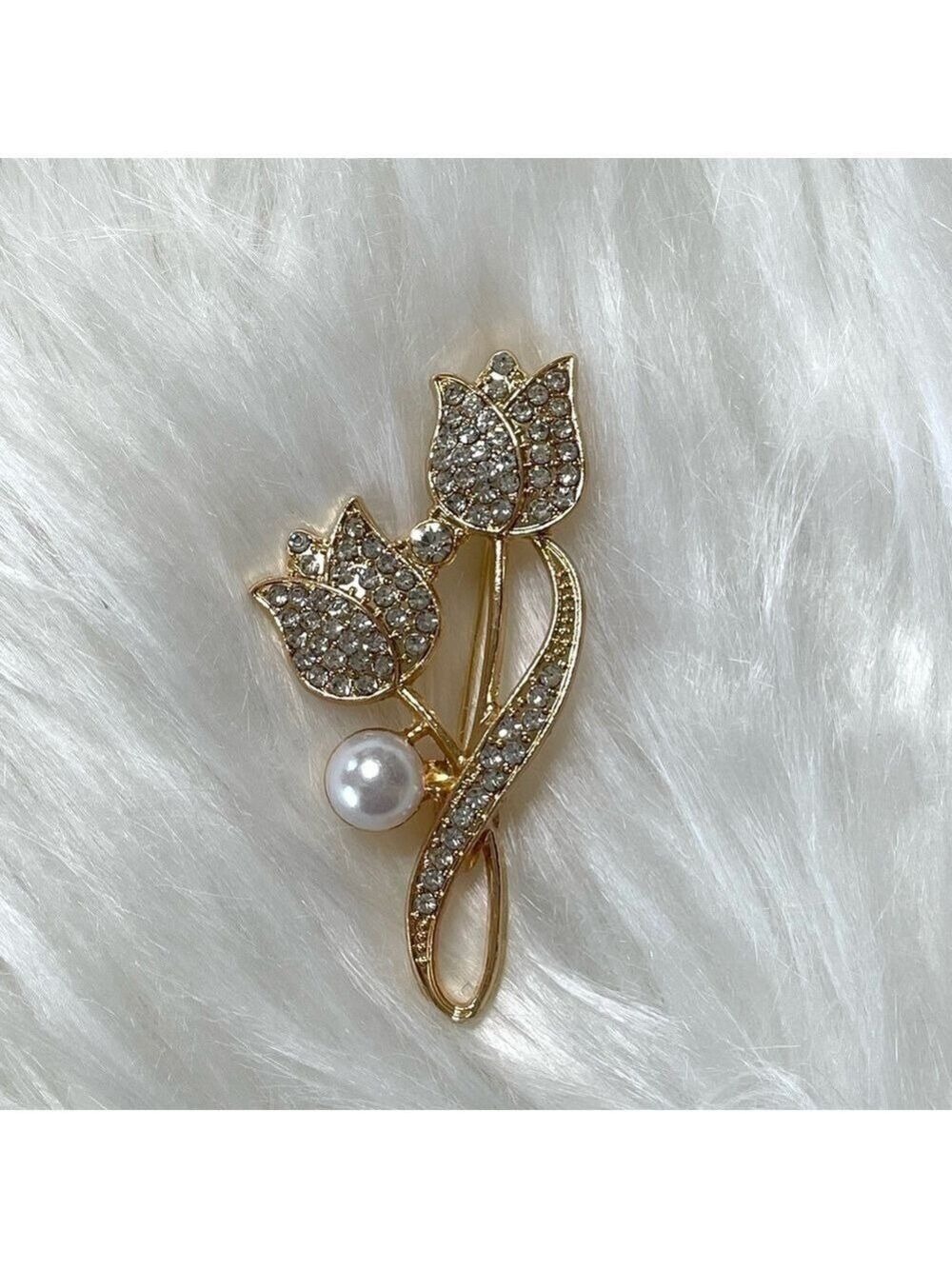 Brooch Floral Gold Tone With Clear Crystals and Faux Pearl Accent New